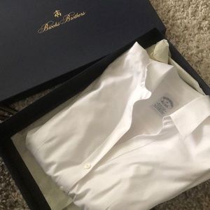 NWT Brooks Brothers white button down shirt